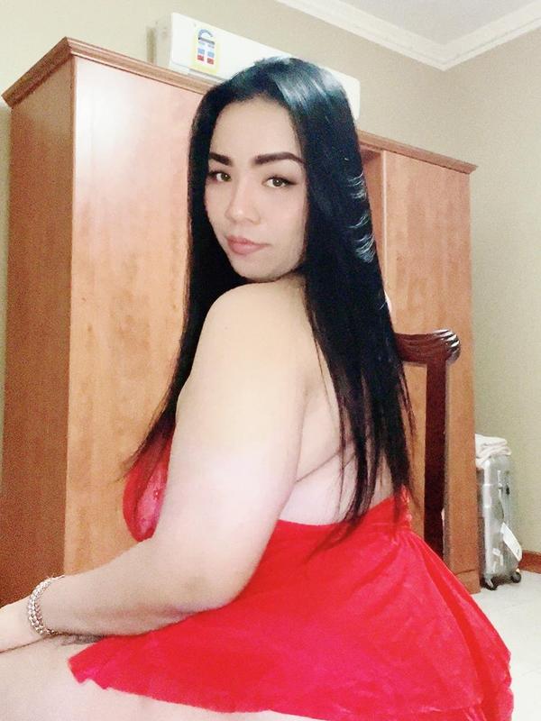 Valentina Coral la Compañera Perfecta para tus Deseos