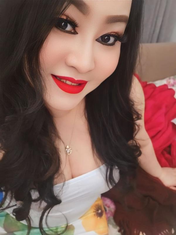 Sofía Esmeralda la compañía perfecta para tus deseos