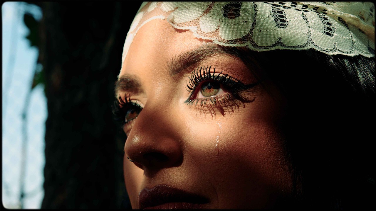 Zaira Espina Love la compañía perfecta para tus deseos secretos